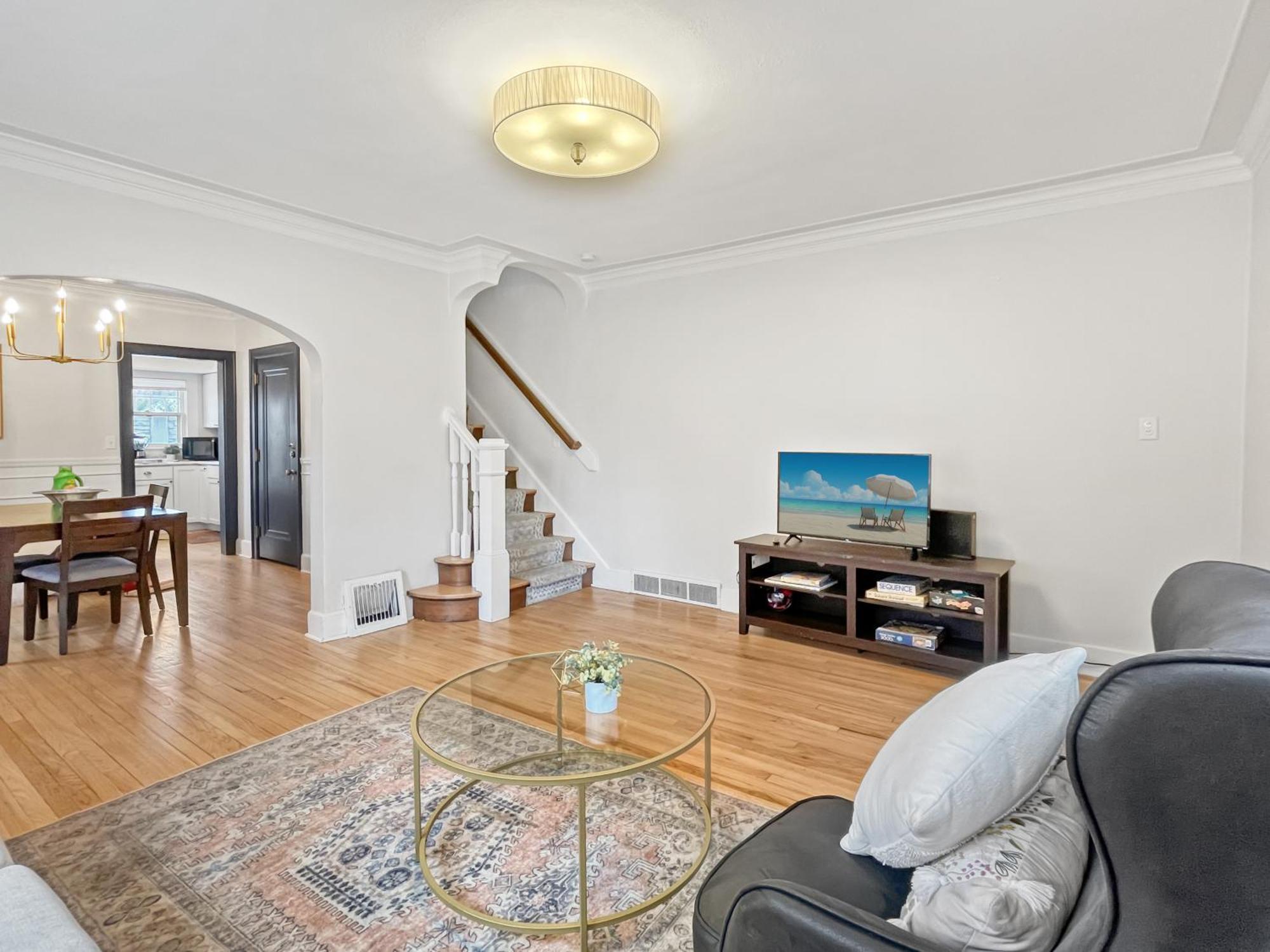 Cozy 3Br Home By Ingersoll Restaurant Scene Des Moines Exteriér fotografie